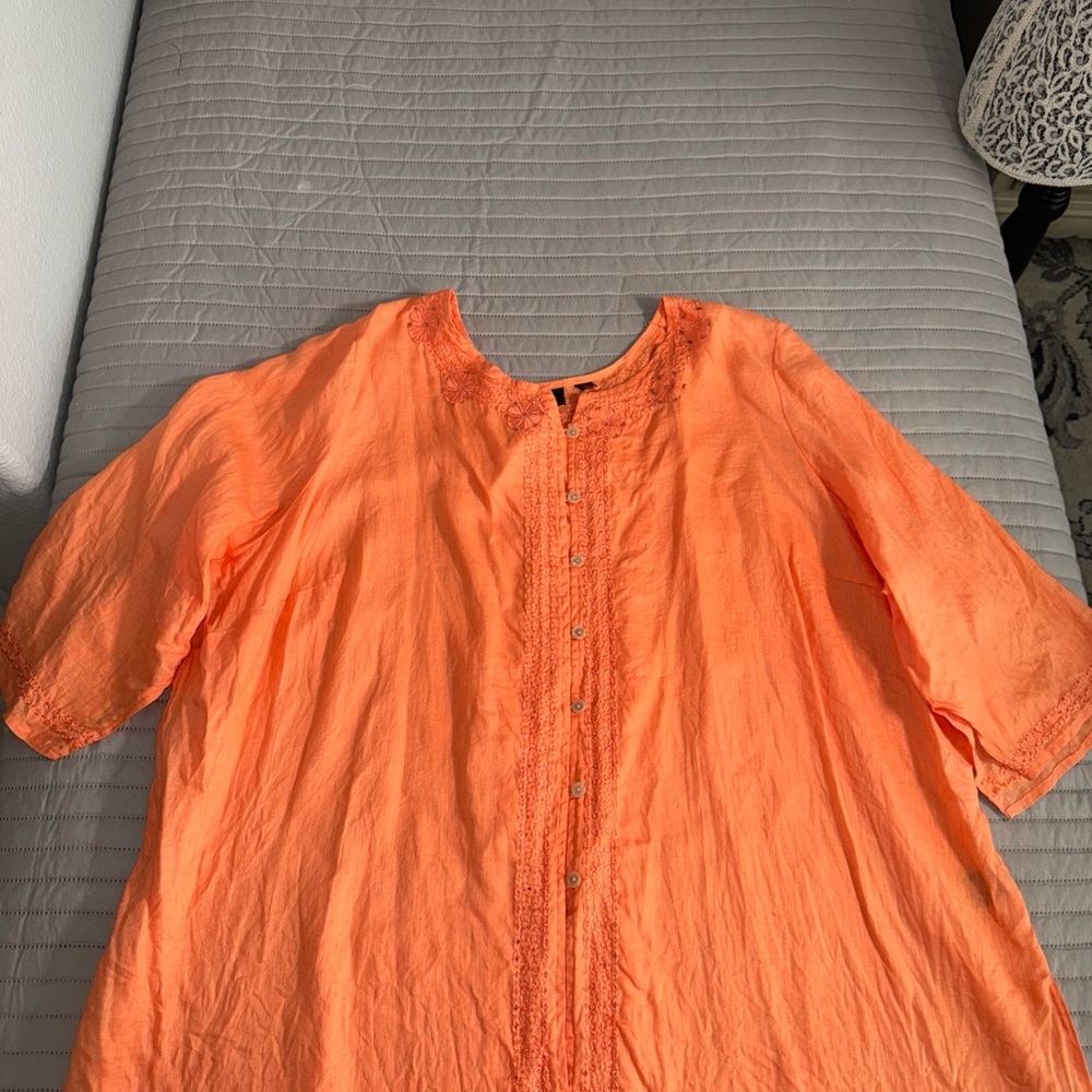Avenue women’s plus size Coral-Orange 100% linen blouse 30/32